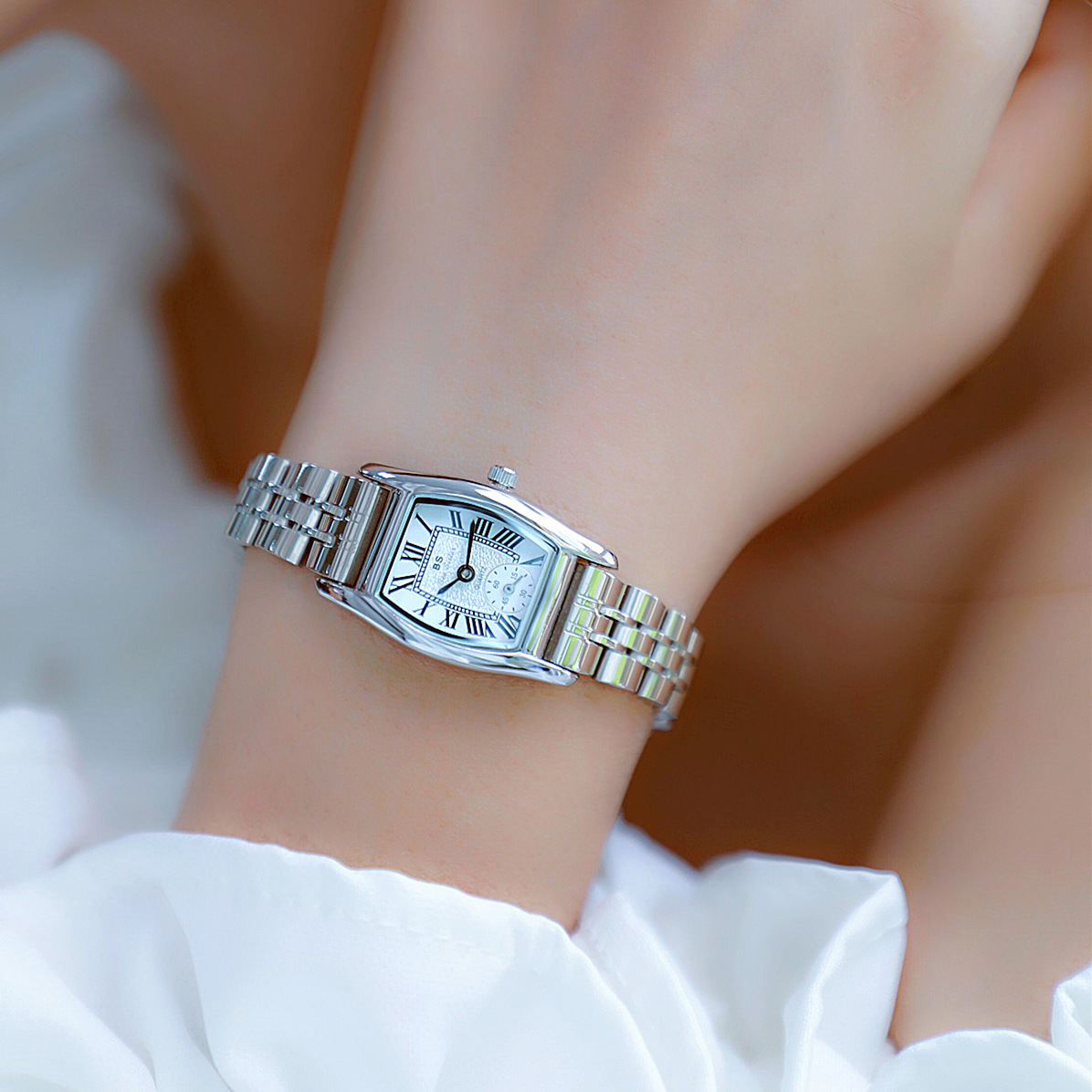BS 여성용 시계 다목적 복고풍 스타일 럭셔리 브랜드  - Luxury Watch With Leather Strap 리뷰 및 가격