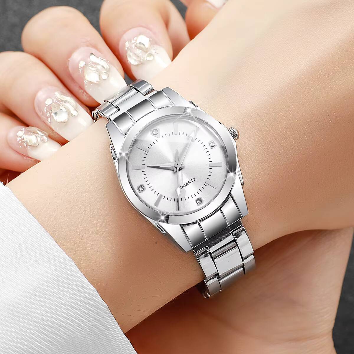 럭셔리 라인스톤 여성 시계 캐주얼 쿼츠 손목 시계 여성 - Luxury Watch Organizer 리뷰 및 가격