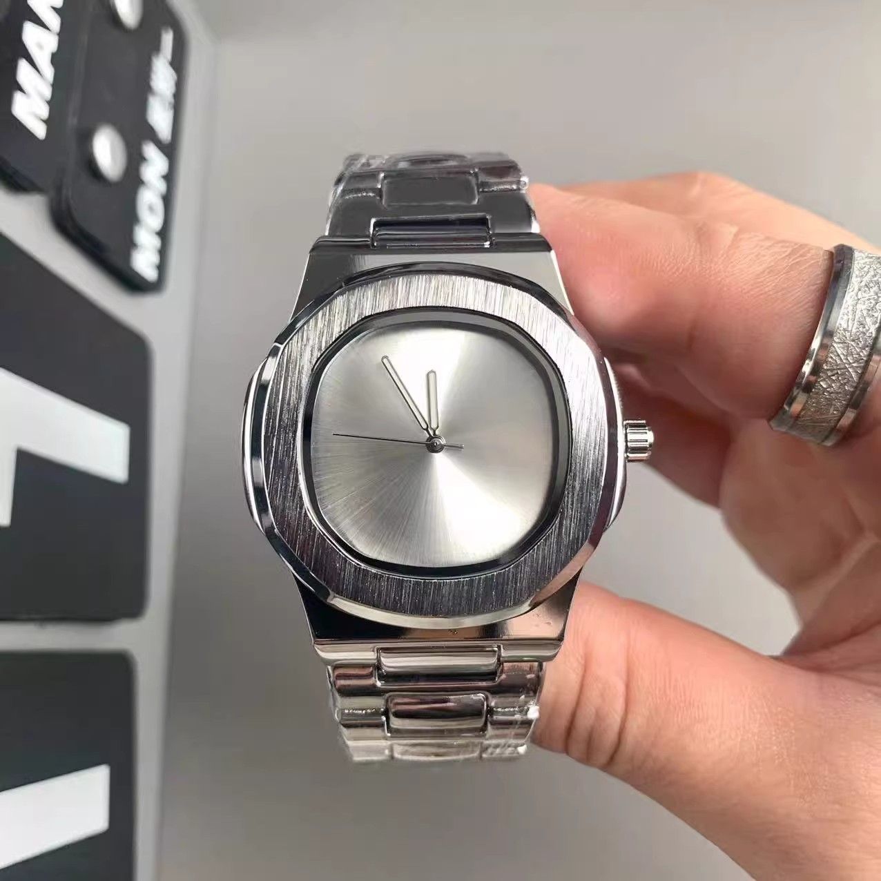 커스텀 로고 남성용 쿼츠 시계 미니멀리스트 스테인리스  - Luxury Watch Brands Logo 리뷰 및 가격