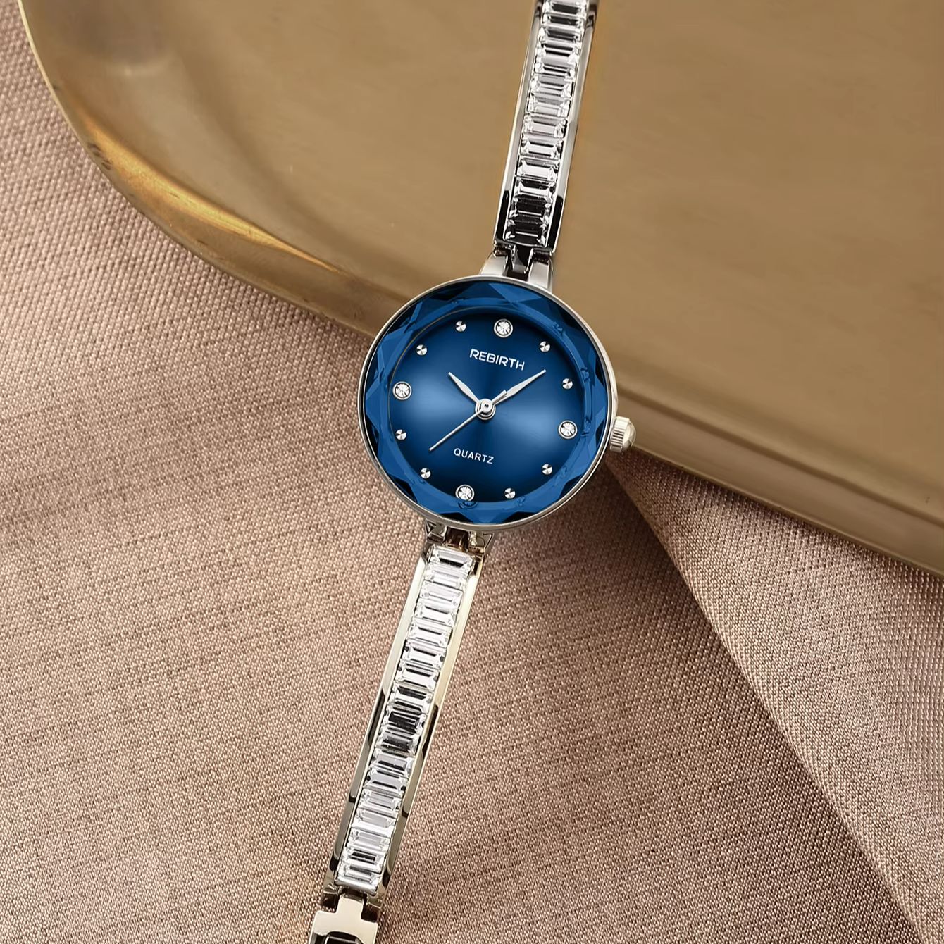 라이트 럭셔리 컷 블루 글래스 다이얼 여성용 쿼츠 시계 - Luxury Watch Diamond 리뷰 및 가격